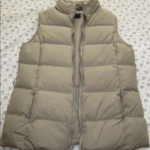 Gap goose down vest size M